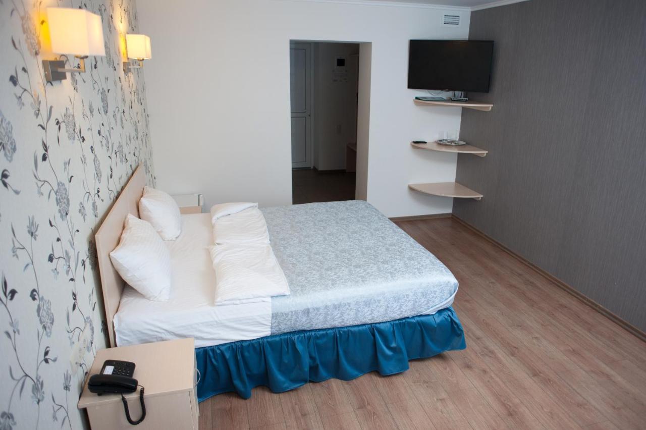 Country Club Festivalny Hotell Rakaw Exteriör bild
